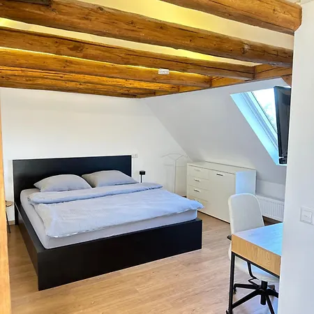 1 Zimmer Wohnung Dg Mit Klimaanlage Und Kleinen Balkon Oedheim Eksteriør billede